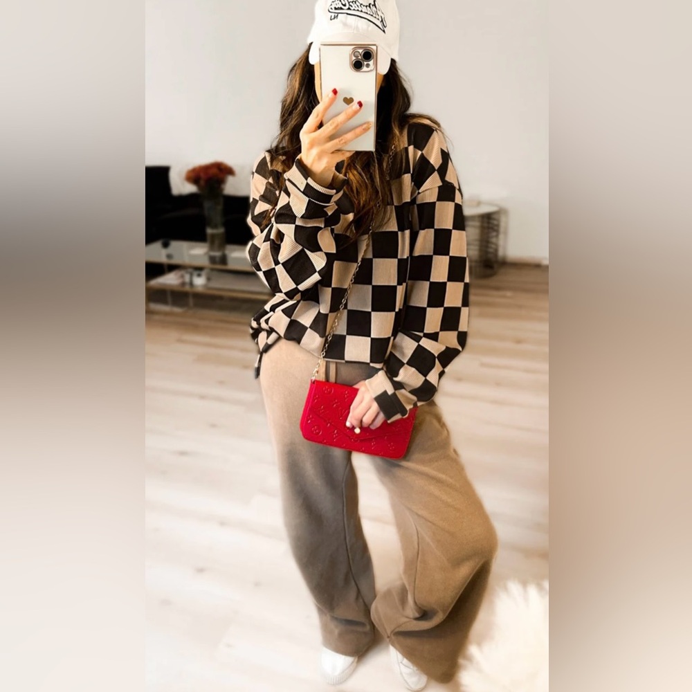 Checkered Black and Tan Corded Crew Sweater with Tan Pants Set M NEW